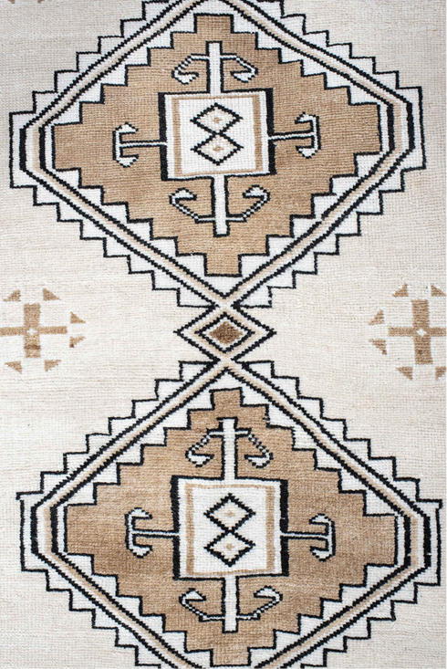 Antique Gabbe Area Rug (3' x 7')